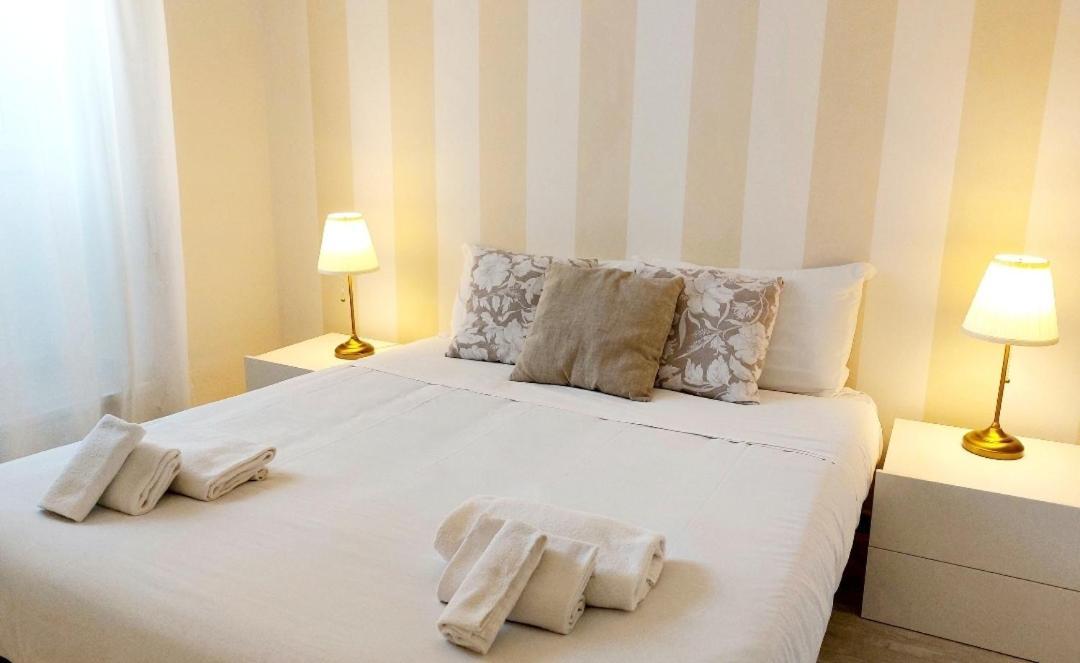 Bbhome Stylish Gold Apartment Near Trastevere Station Rom Eksteriør billede